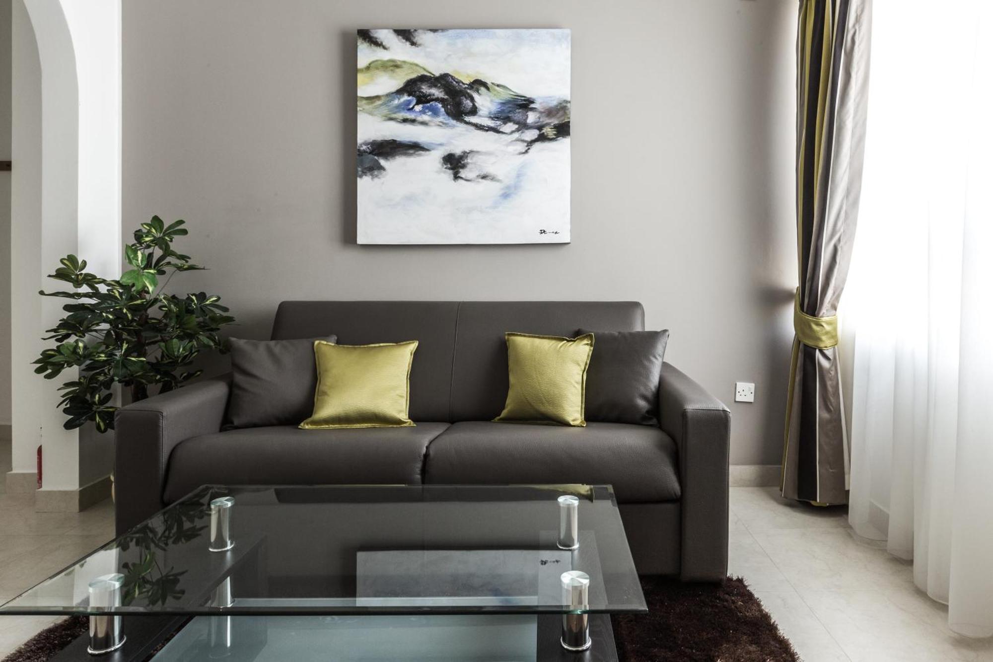 Portside Apartment *