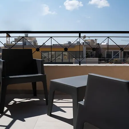 Portside Lodge Marsaskala Exterior photo